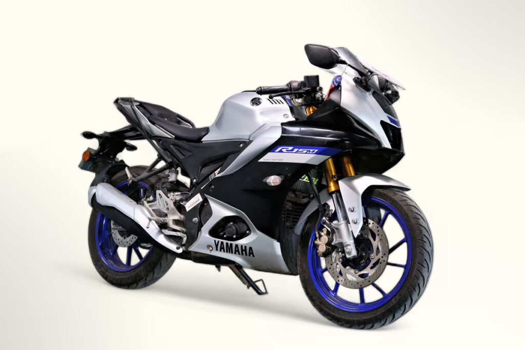 Yamaha-R15M-STD-3-1024x683 DriveX - Top 5 two wheelers in India